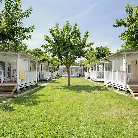 Riva Nuova Village 4* Мартинсикуро