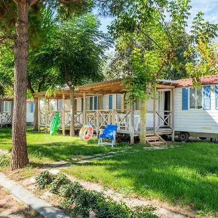 Parco vacanze Riva Nuova Village