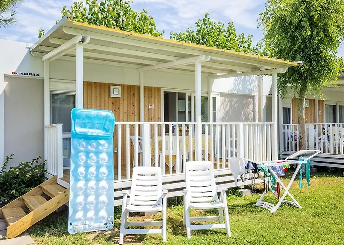 Parco vacanze Riva Nuova Village 4*